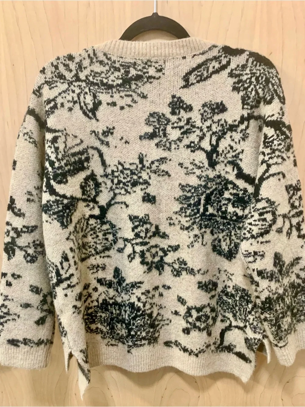 NKN Nekane Lune Floral Jacquard Sweater S/M